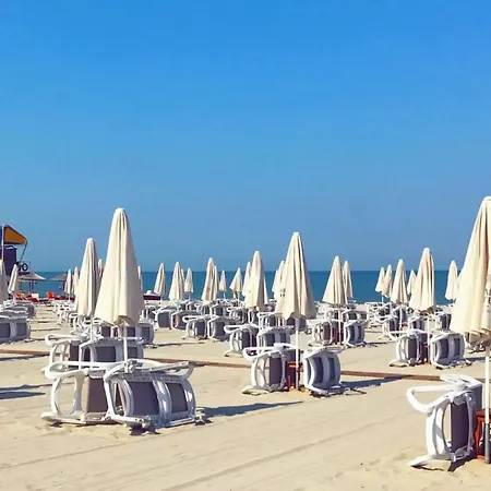 Beach Studio Durres Seaview Exterior photo